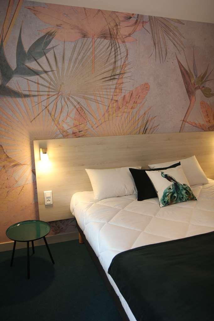 Brit Hotel Au Pays De Vitre エトレル 部屋 写真