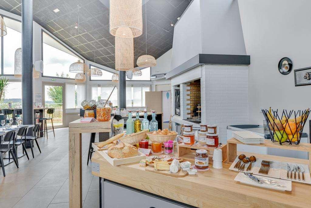 Brit Hotel Au Pays De Vitre エトレル レストラン 写真